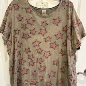 Magnolia Pearl Starry Short Sleeve Top - Gray and Pink